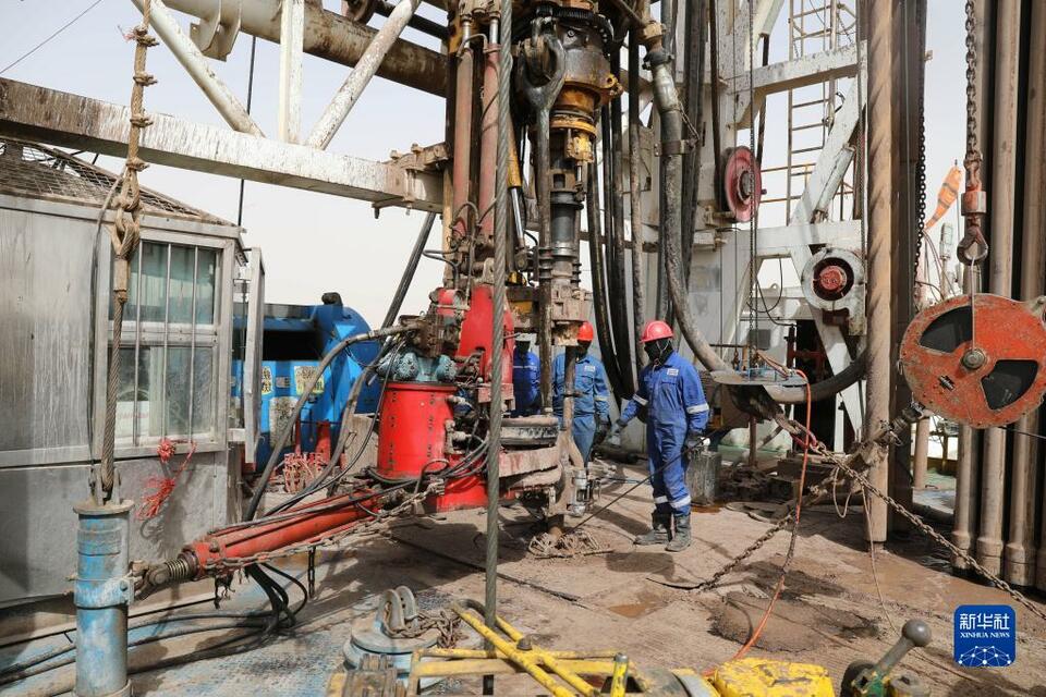 国内首套海洋超高压防喷器在沧州研制成功(图1)