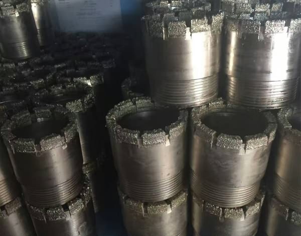 金刚石pdc扩孔钻头厂家(图1)
