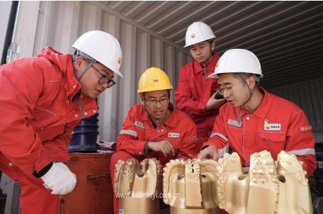 塔里木油田以标杆示范引领钻井整体提速(图1)