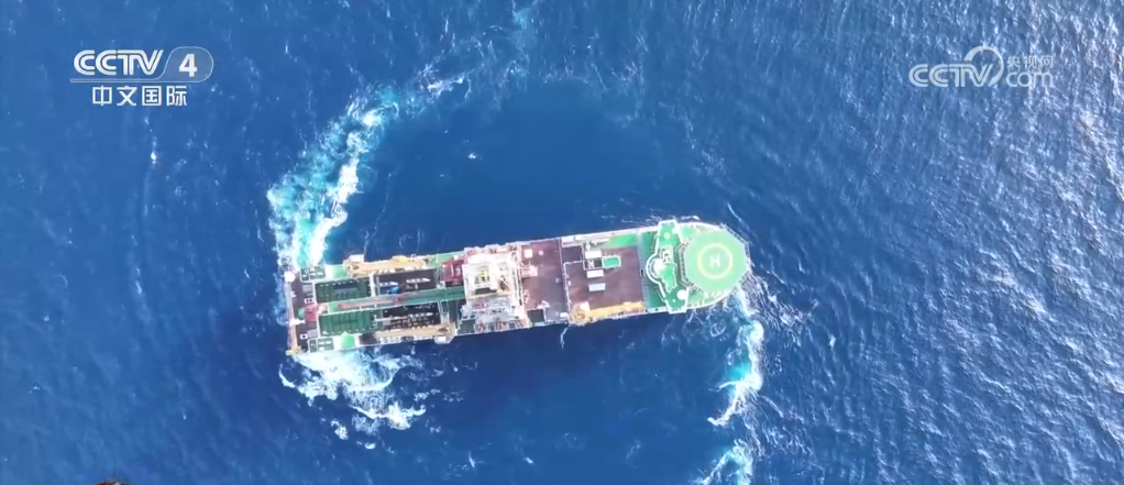 梦想启航！我国超深水大洋钻探船“梦想”号正式入列 记者探访→(图3)