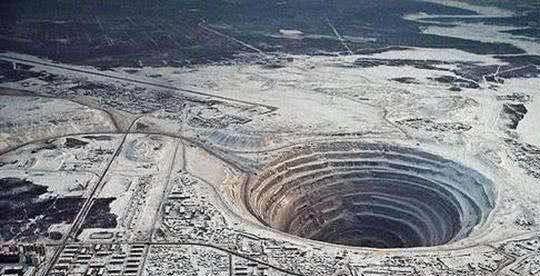 苏联地狱之门深度一万两千多米专家说听到恶魔在嘶吼！(图3)