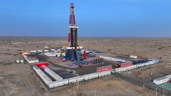 入地10910米 我国首口超万米深井完钻(图1)