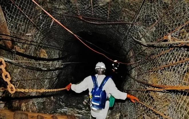 54年之后明白了当年苏联挖穿地球为什么挖到12262米就停了(图6)