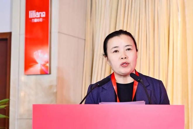 厚德钻石董事长庞爱红：点碳成钻 育钻成链(图1)