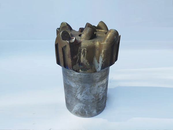 金刚石钻头：钻孔的秘密武器(图1)