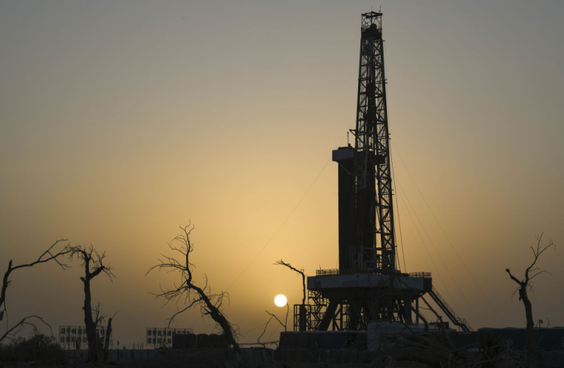 大国工程在新疆丨万米以下、200℃以上！中国如何在新疆钻出一个“地下珠峰”(图1)