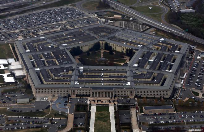 美军8艘战舰逼近委内瑞拉中国一台设备送达五角大楼沉默了(图4)