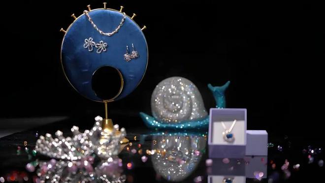 “弥勒产”钻石来了预计年产培育钻石200万克拉水晶3万亿颗…(图4)