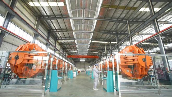 “弥勒产”钻石来了预计年产培育钻石200万克拉水晶3万亿颗…(图9)