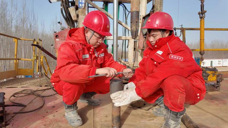 渤海钻探井下作业全力控本增效 管具与井控助力油田增储上产(图1)