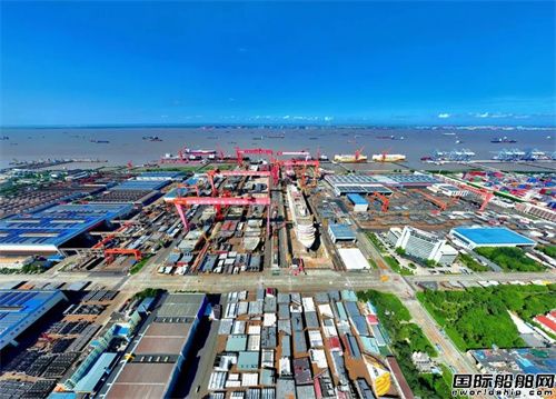 双船坞并进八批次领跑！外高桥造船“十四五”圆满收官(图1)