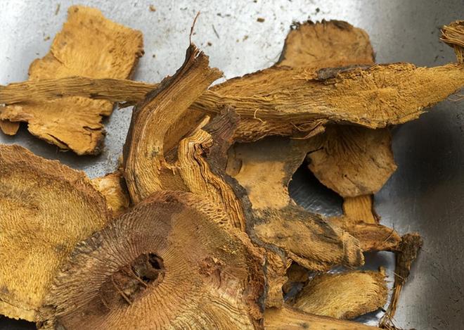 令国外痛苦的“入侵花”却在中国沦为咸菜吃到人工种植成笑谈(图24)