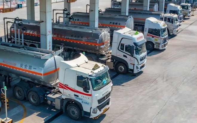 全球能源告急！中国瞒了世界30年如今用两桶油让世界刮目相看(图2)